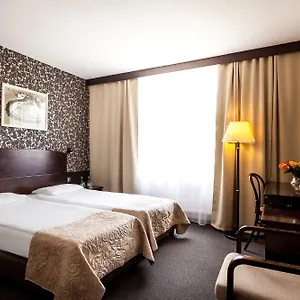 demel-hotel.krakowhotelspoland.com/